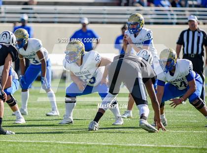 Thumbnail 3 in Grandview vs. Rockdale (UIL 3A D1 Bi-District) photogallery.