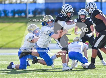 Thumbnail 2 in Grandview vs. Rockdale (UIL 3A D1 Bi-District) photogallery.