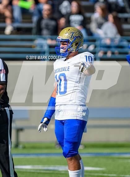 Thumbnail 1 in Grandview vs. Rockdale (UIL 3A D1 Bi-District) photogallery.