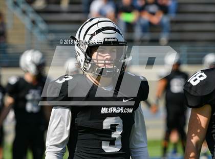Thumbnail 1 in Grandview vs. Rockdale (UIL 3A D1 Bi-District) photogallery.