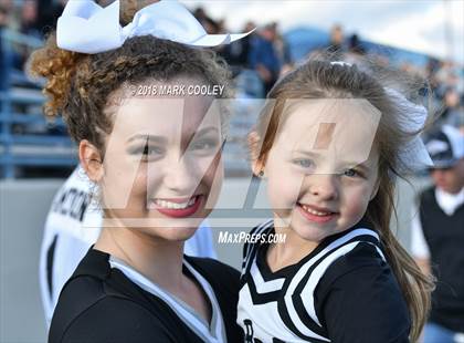 Thumbnail 3 in Grandview vs. Rockdale (UIL 3A D1 Bi-District) photogallery.