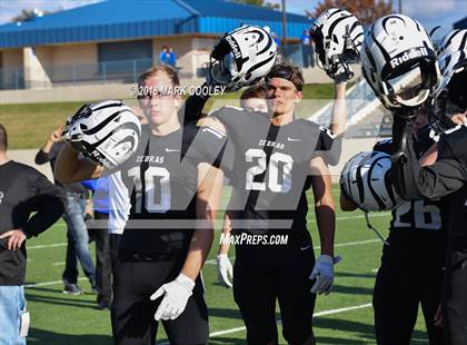 Thumbnail 2 in Grandview vs. Rockdale (UIL 3A D1 Bi-District) photogallery.