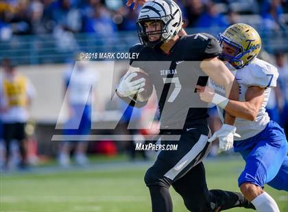 Thumbnail 3 in Grandview vs. Rockdale (UIL 3A D1 Bi-District) photogallery.