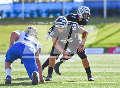 Thumbnail 3 in Grandview vs. Rockdale (UIL 3A D1 Bi-District) photogallery.