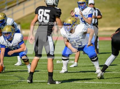 Thumbnail 3 in Grandview vs. Rockdale (UIL 3A D1 Bi-District) photogallery.
