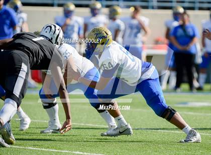 Thumbnail 1 in Grandview vs. Rockdale (UIL 3A D1 Bi-District) photogallery.
