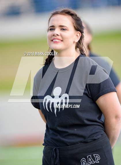 Thumbnail 1 in Grandview vs. Rockdale (UIL 3A D1 Bi-District) photogallery.