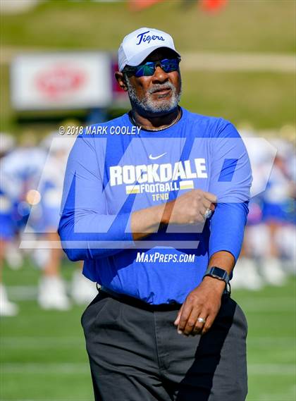 Thumbnail 3 in Grandview vs. Rockdale (UIL 3A D1 Bi-District) photogallery.