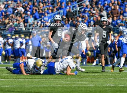 Thumbnail 3 in Grandview vs. Rockdale (UIL 3A D1 Bi-District) photogallery.