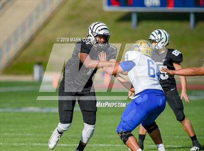 Thumbnail 2 in Grandview vs. Rockdale (UIL 3A D1 Bi-District) photogallery.