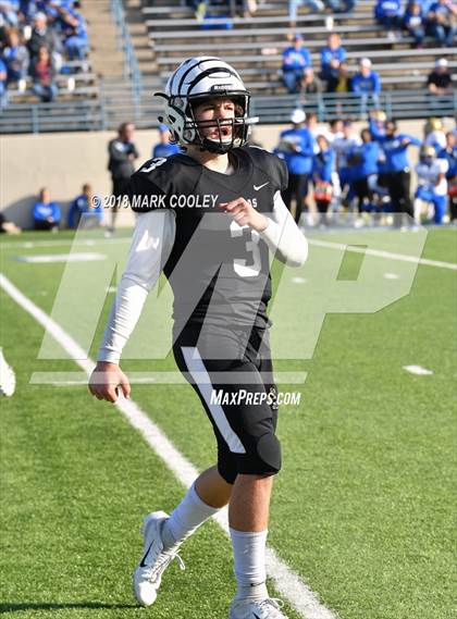 Thumbnail 2 in Grandview vs. Rockdale (UIL 3A D1 Bi-District) photogallery.