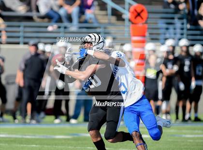 Thumbnail 3 in Grandview vs. Rockdale (UIL 3A D1 Bi-District) photogallery.