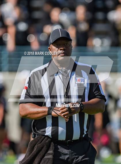 Thumbnail 2 in Grandview vs. Rockdale (UIL 3A D1 Bi-District) photogallery.