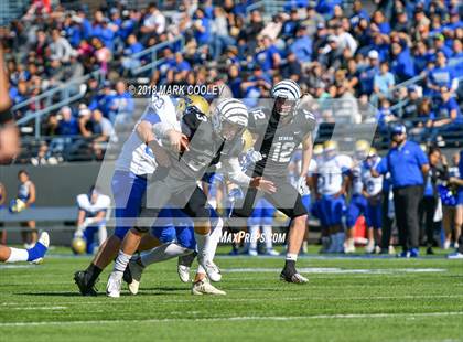 Thumbnail 2 in Grandview vs. Rockdale (UIL 3A D1 Bi-District) photogallery.