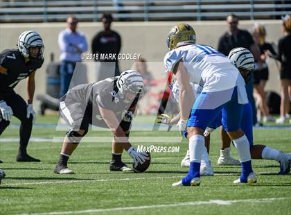 Thumbnail 3 in Grandview vs. Rockdale (UIL 3A D1 Bi-District) photogallery.