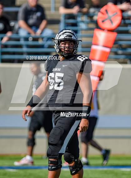 Thumbnail 2 in Grandview vs. Rockdale (UIL 3A D1 Bi-District) photogallery.