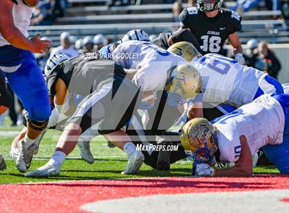 Thumbnail 2 in Grandview vs. Rockdale (UIL 3A D1 Bi-District) photogallery.