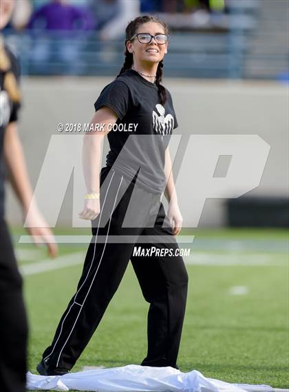 Thumbnail 3 in Grandview vs. Rockdale (UIL 3A D1 Bi-District) photogallery.