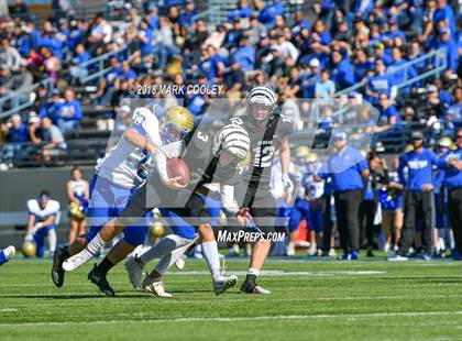 Thumbnail 3 in Grandview vs. Rockdale (UIL 3A D1 Bi-District) photogallery.