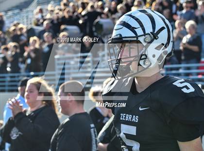 Thumbnail 2 in Grandview vs. Rockdale (UIL 3A D1 Bi-District) photogallery.