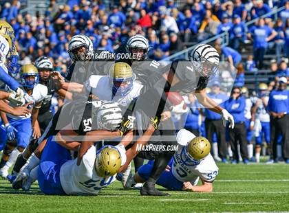 Thumbnail 3 in Grandview vs. Rockdale (UIL 3A D1 Bi-District) photogallery.