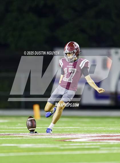 Thumbnail 2 in Weiss @ A&M Consolidated photogallery.