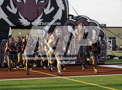 Thumbnail 3 in Weiss @ A&M Consolidated photogallery.