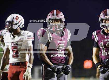 Thumbnail 3 in Weiss @ A&M Consolidated photogallery.