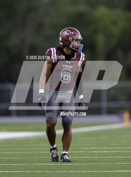 Thumbnail 1 in Weiss @ A&M Consolidated photogallery.