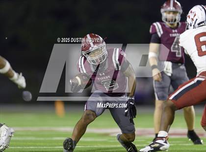 Thumbnail 3 in Weiss @ A&M Consolidated photogallery.