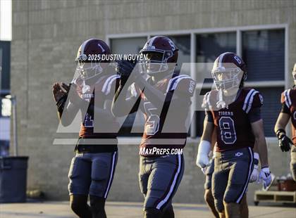Thumbnail 2 in Weiss @ A&M Consolidated photogallery.