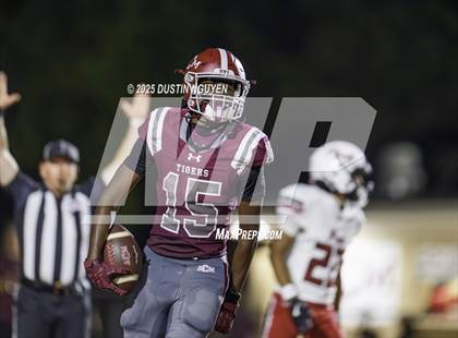 Thumbnail 3 in Weiss @ A&M Consolidated photogallery.