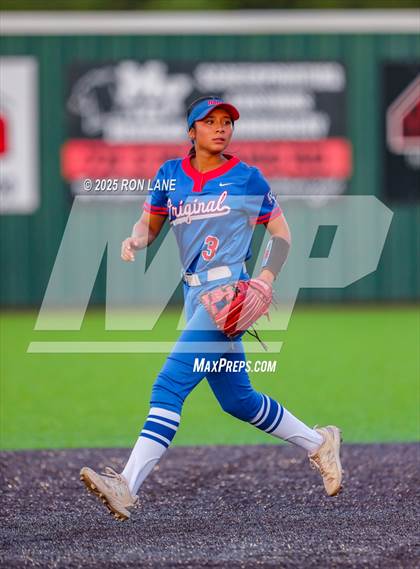 Thumbnail 3 in Moore @ Mustang photogallery.
