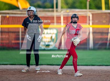 Thumbnail 3 in Linn-Mar @ Iowa City West photogallery.