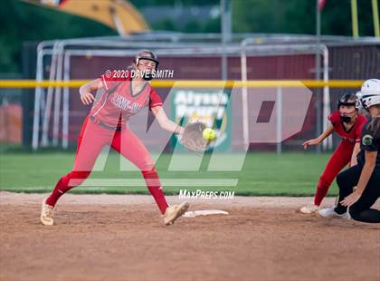 Thumbnail 3 in Linn-Mar @ Iowa City West photogallery.