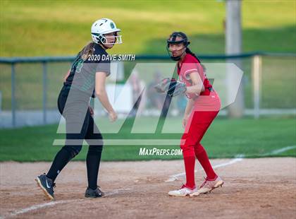 Thumbnail 3 in Linn-Mar @ Iowa City West photogallery.