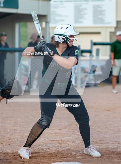 Thumbnail 1 in Linn-Mar @ Iowa City West photogallery.