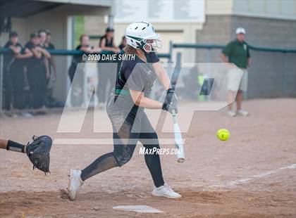 Thumbnail 3 in Linn-Mar @ Iowa City West photogallery.