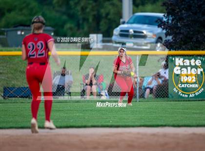 Thumbnail 1 in Linn-Mar @ Iowa City West photogallery.
