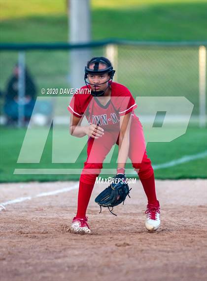 Thumbnail 2 in Linn-Mar @ Iowa City West photogallery.