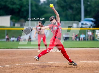 Thumbnail 3 in Linn-Mar @ Iowa City West photogallery.