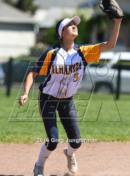 Thumbnail 3 in Alhambra @ Petaluma photogallery.