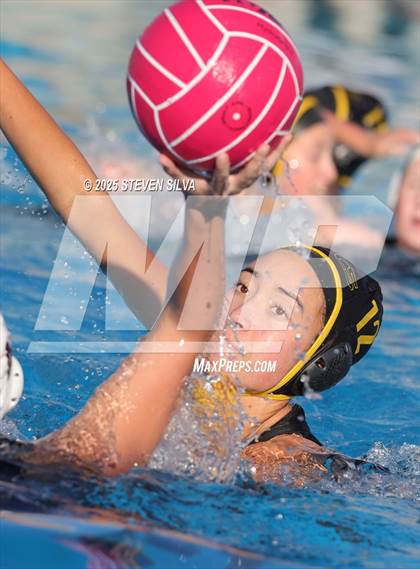 Thumbnail 2 in Mission Bay vs. Oceanside (Black Mountain Winter Classic) photogallery.