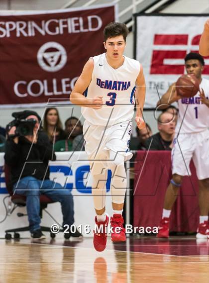Thumbnail 2 in DeMatha vs. Chaminade (Spalding Hoophall Classic) photogallery.