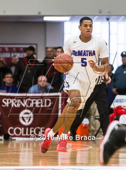 Thumbnail 3 in DeMatha vs. Chaminade (Spalding Hoophall Classic) photogallery.
