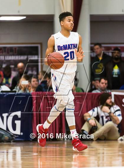 Thumbnail 2 in DeMatha vs. Chaminade (Spalding Hoophall Classic) photogallery.