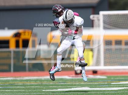 Thumbnail 1 in Toms River East @ Matawan Regional photogallery.