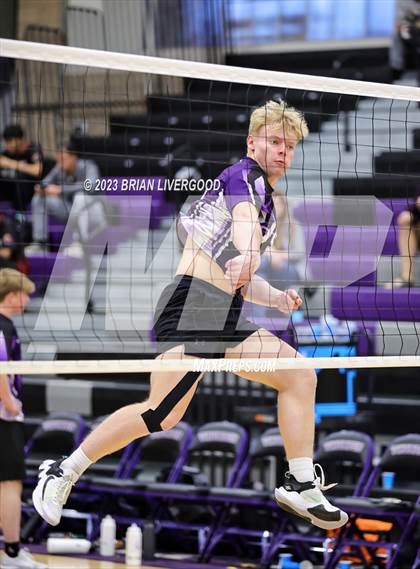 Thumbnail 1 in Stargate School vs. Discovery Canyon (CHSAA 5A Region 1) photogallery.