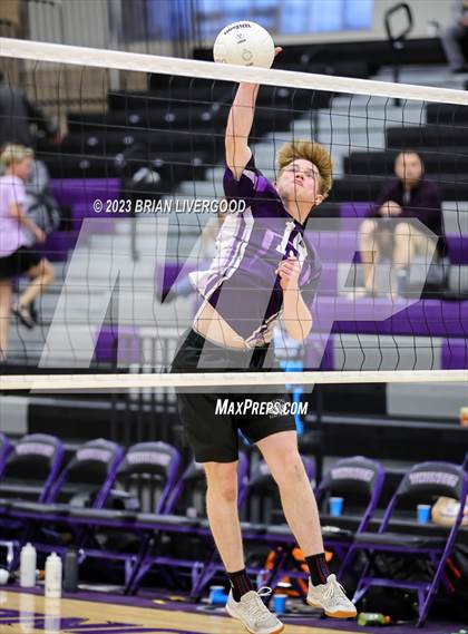 Thumbnail 3 in Stargate School vs. Discovery Canyon (CHSAA 5A Region 1) photogallery.