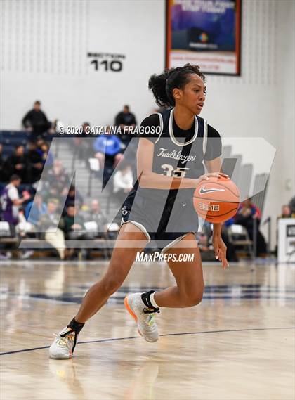 Thumbnail 3 in Sierra Canyon vs Blair Academy (Metro Classic) photogallery.